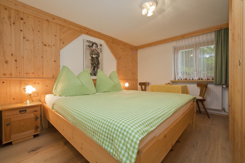 Haus Waldrand Διαμέρισμα Oberndorf in Tirol Εξωτερικό φωτογραφία